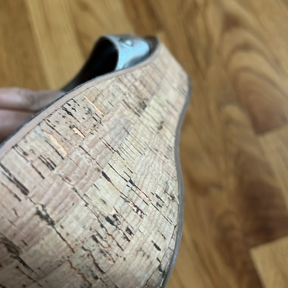 Sam Edelman Reid Silver Wedge Sandals, Size 8.5 - Picture 5 of 7